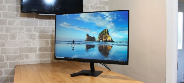 Samsung M7 Smart Monitor